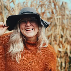 Meet your Posher, Samantha